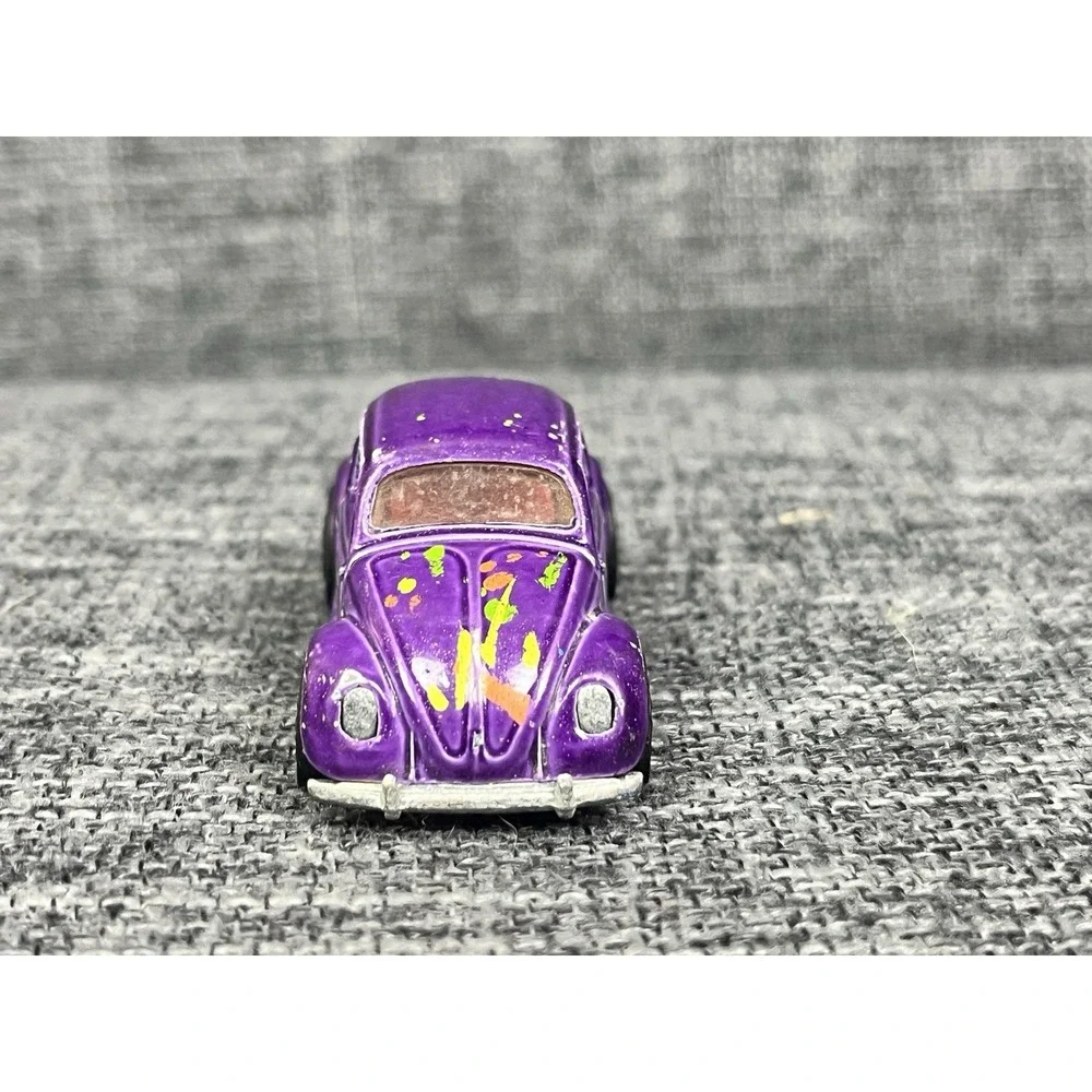 Hot Wheels Volkswagen VW Bug Beetle Vintage 1988 Purple Retro Design Diecast Car